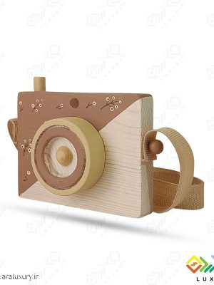 دوربین اسباب بازی چوبی با رنگ نوود و طراحی اختصاصی